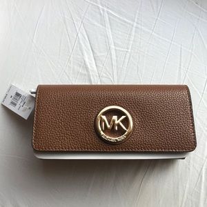 Michael Kors Fulton Continental Wallet